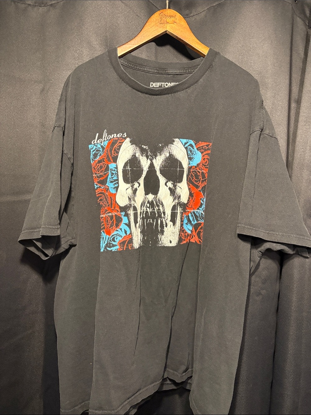 Deftones Black Graphic Skull Tee - Men